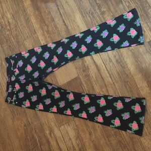 RANCH DRESS'N Fallon Taylor Black Hawaiian Floral patterned bootcut jeans sz 27